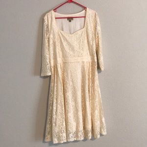 Lindy Bop Lace ivory party dress